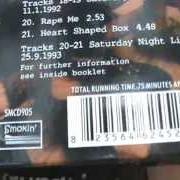 Il testo HEART SHAPED BOX dei NIRVANA è presente anche nell'album Feels like the first time (2012)