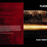 Il testo SLAVE TO THE WAGE dei PLACEBO è presente anche nell'album Black market music (2000)