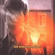 Il testo SHESMOVEDON dei PORCUPINE TREE è presente anche nell'album Lightbulb sun (2000)