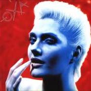 Il testo PERCHÈ SEI COME ME di ANNA OXA è presente anche nell'album Oxa (1985)
