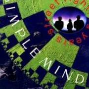 Il testo WHEN SPIRITS RISE dei SIMPLE MINDS è presente anche nell'album Street fighting years (1989)