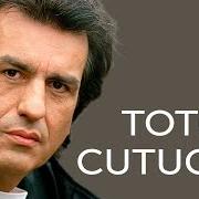 Il testo CIELI AZZURRI di TOTO CUTUGNO è presente anche nell'album The very best of toto cutugno (1990)