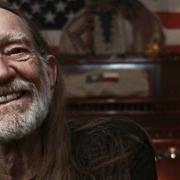 Il testo DUSTY SKIES di WILLIE NELSON è presente anche nell'album You don't know me: the songs of cindy walker (2006)