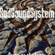 Il testo BOMBA INNESCATA dei SUD SOUND SYSTEM è presente anche nell'album Acqua pe sta terra