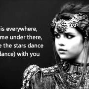 Il testo FORGET FOREVER di SELENA GOMEZ è presente anche nell'album Stars dance (2013)