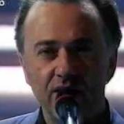 Il testo L'ASSURDO MESTIERE di GIORGIO FALETTI è presente anche nell'album Sanremo