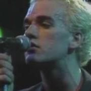 Il testo UNDERNEATH THE BUNKER dei R.E.M. è presente anche nell'album Life's rich pageant (1986)