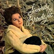 Il testo NEVER LET HIM GO di BRENDA LEE è presente anche nell'album Sincerely, brenda lee (#2) (1975)
