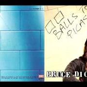 Il testo LAUGHTING IN THE HIDING BUSH di BRUCE DICKINSON è presente anche nell'album Balls to picasso (1994)