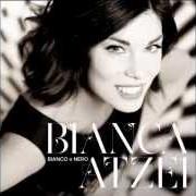 Il testo L'AMORE VERO di BIANCA ATZEI è presente anche nell'album Bianco e nero (2015)
