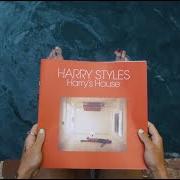 Il testo SATELLITE di HARRY STYLES è presente anche nell'album Harry's house (2022)
