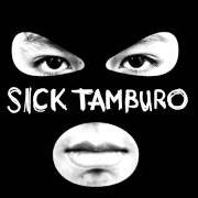 Il testo E SO CHE SAI CHE UN GIORNO di SICK TAMBURO è presente anche nell'album A.I.U.T.O. (2011)