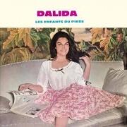 Il testo ROMANTICA di DALIDA è presente anche nell'album Les enfants du pirée (1960)