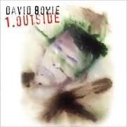 Il testo A SMALL PLOT OF LAND di DAVID BOWIE è presente anche nell'album Outside (1995)