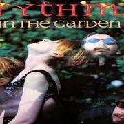 Il testo ALL THE YOUNG (PEOPLE OF TODAY) di EURYTHMICS è presente anche nell'album In the garden (1981)